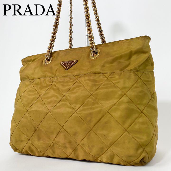 PRADA プラダ ショルダーバッグ チェーン キルティング 三角プレート