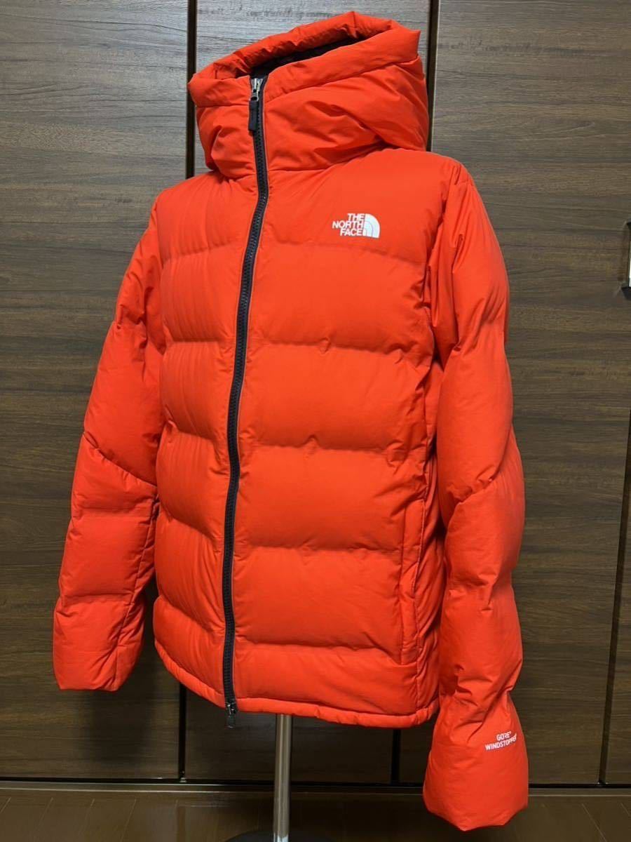 大人気☆ 新品 サイズM トリプルバッフルビレイパーカ ファイアリー