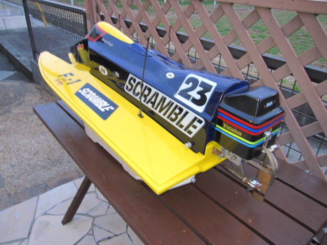□ 大型RCガソリンエンジンボート 地球堂 KNK SCRAMBLE GS F-1 □ 大型RCガソリンエンジンボート 地球堂 KNK SCRAMBLE GS F-1