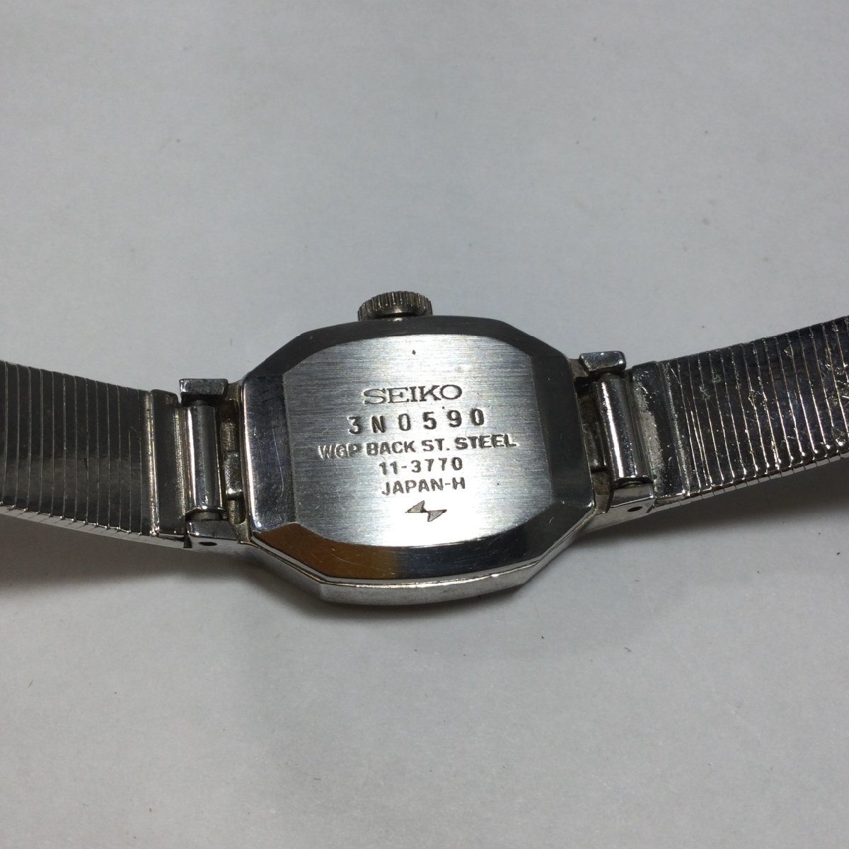 Yahoo!オークション - - SEIKO セイコー 手巻き 腕時計 21石 11 Yahoo!オークション - - SEIKO セイコー 手巻き 腕時計 21石 11