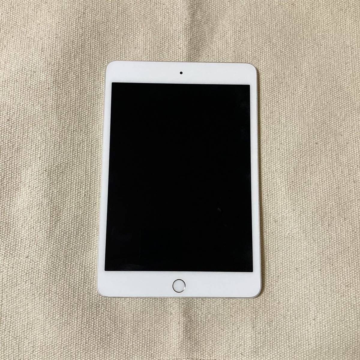 超人気高品質 iPad Apple IPAD A145864GB Wifi MD512J/A 美品 Apple