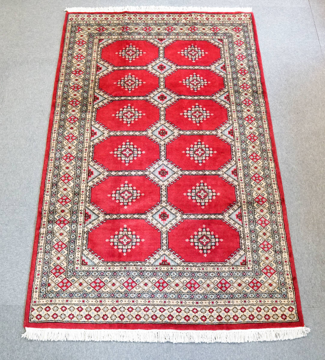ジャルダルデザイン パキスタン 手織り絨毯 200×128cm ペルシャ絨毯_画像2