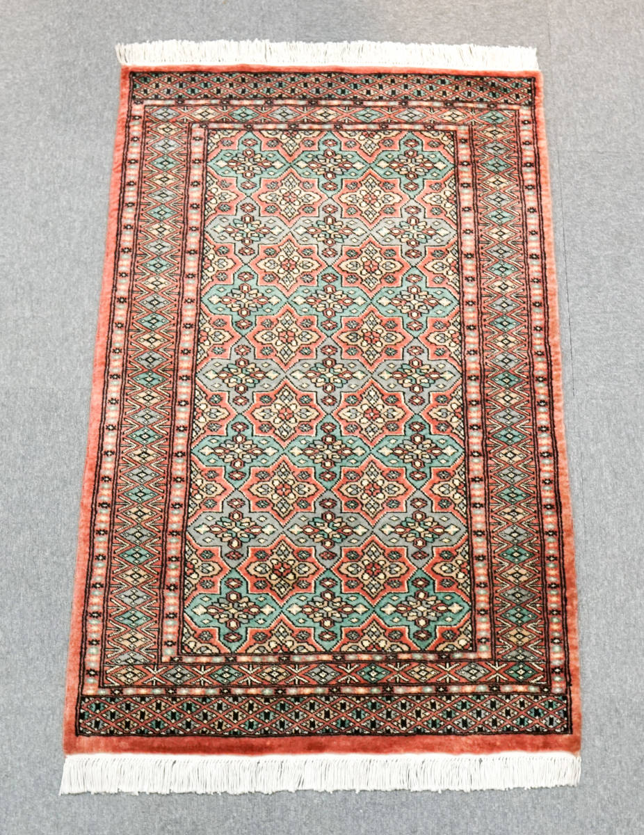 パキスタン　手織り絨毯　ウール　アクセントラグ size:129×82cm_画像2