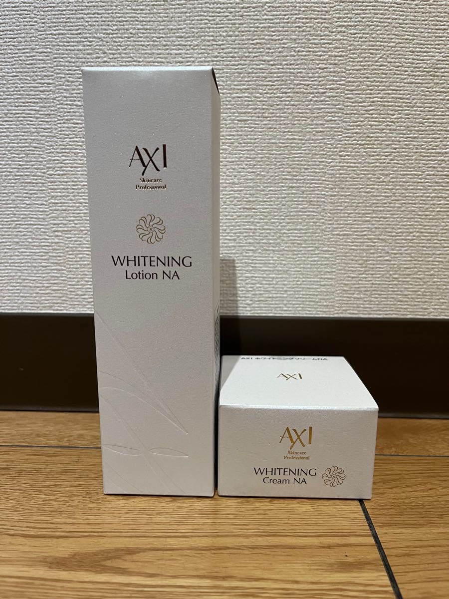 SALE/90%OFF】 クオレAXIホワイトニングクリームNAホワイトニング