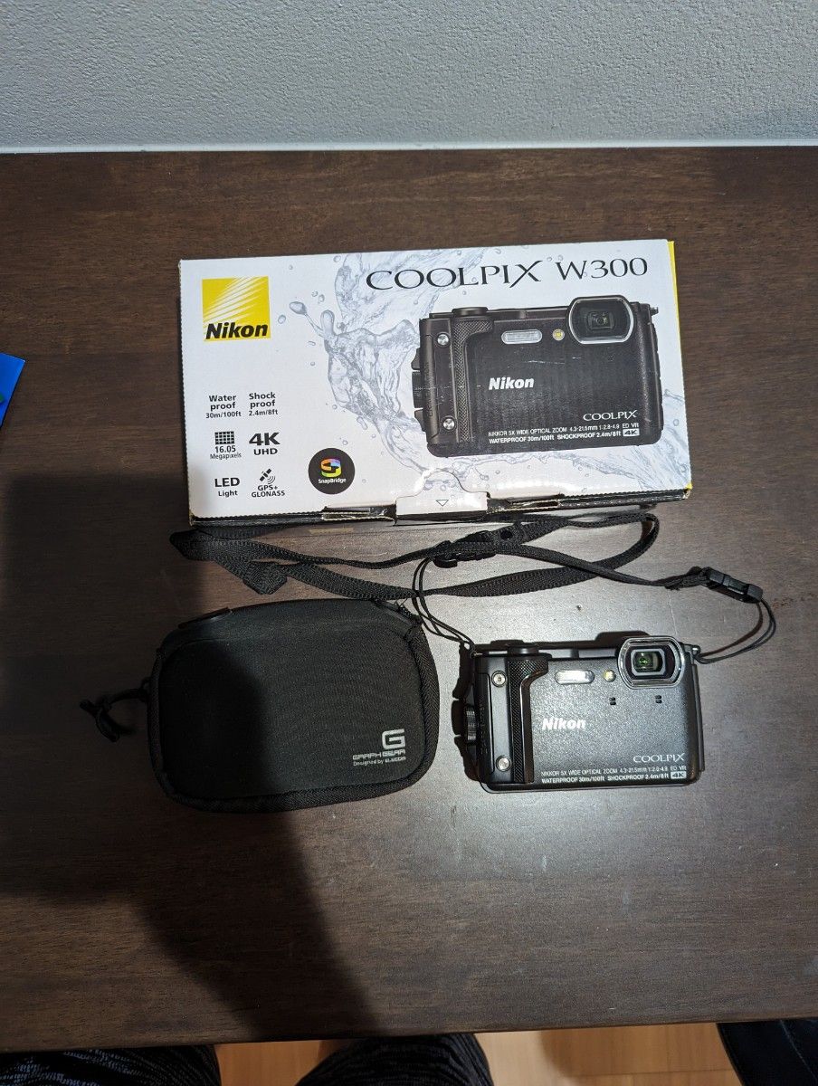 NIKON COOLPIX W300 BK 防水カメラ カメラ デジタルカメラ(コンパクト