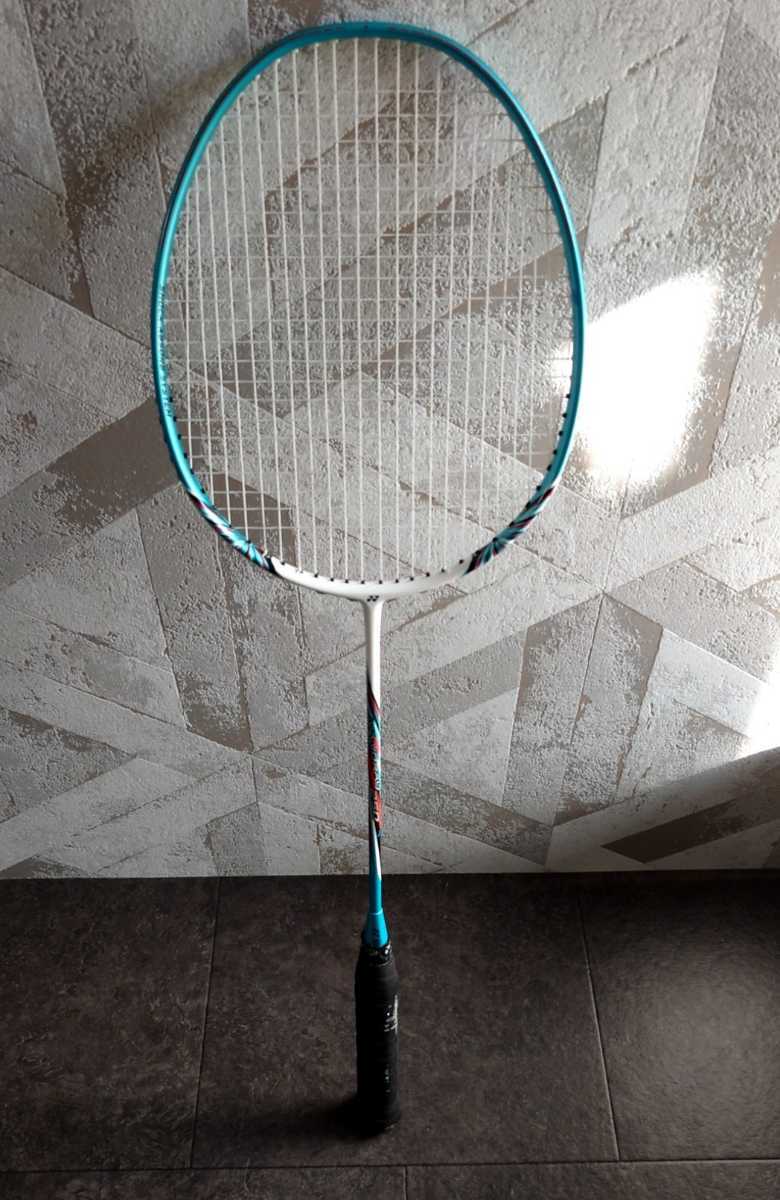 高品質 YONEX NANO RAY 250 MUSCLEPOWER8 セット バトミントンラケット