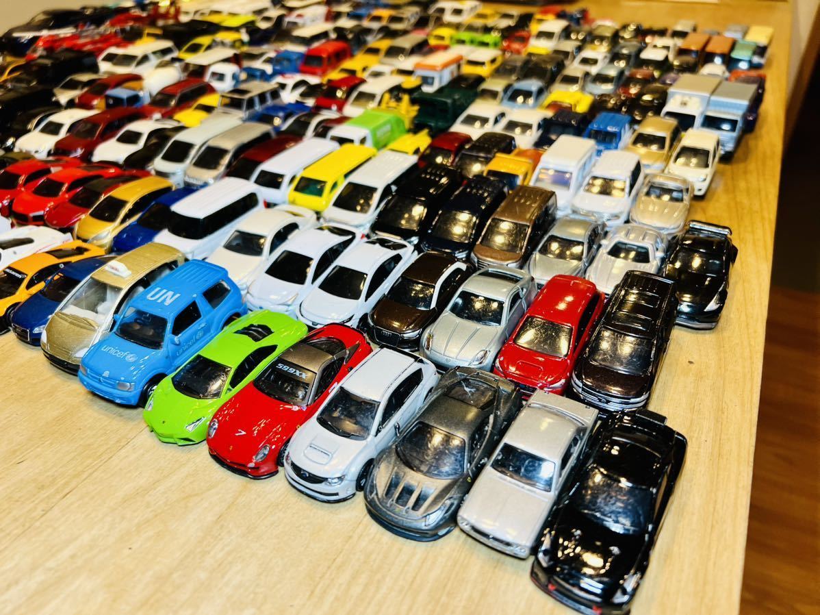 Yahoo!オークション - トミカ ミニカー 230台 大量 まとめセット Yahoo!オークション - トミカ ミニカー 230台 大量 まとめセット