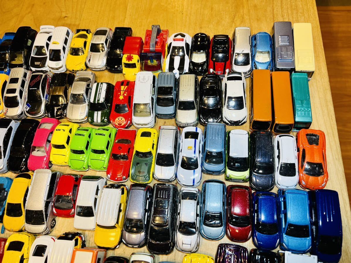 Yahoo!オークション - トミカ ミニカー 230台 大量 まとめセット Yahoo!オークション - トミカ ミニカー 230台 大量 まとめセット