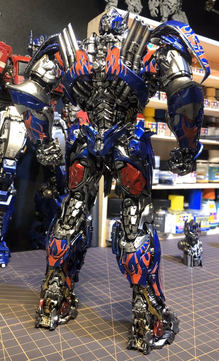 世界限定数体のみ HZ studio オプティマスプライム フィギュア 世界限定数体のみ HZ studio オプティマスプライム フィギュア