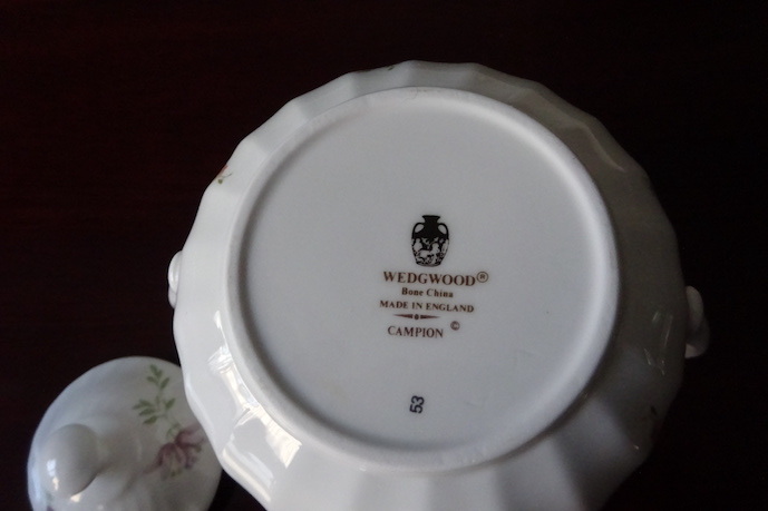 WEDGWOOD ウェッジウッド　Campionシリーズ シュガーポット Bone China　イギリス製　未使用品、本物_画像9