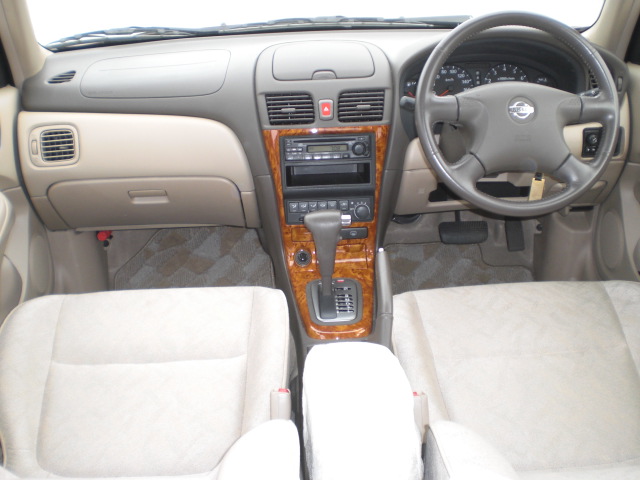 * Sylphy 1500cc* mileage 18000km.. vehicle inspection "shaken" 31 year 12 month! non-smoking car! one owner! selling up!!