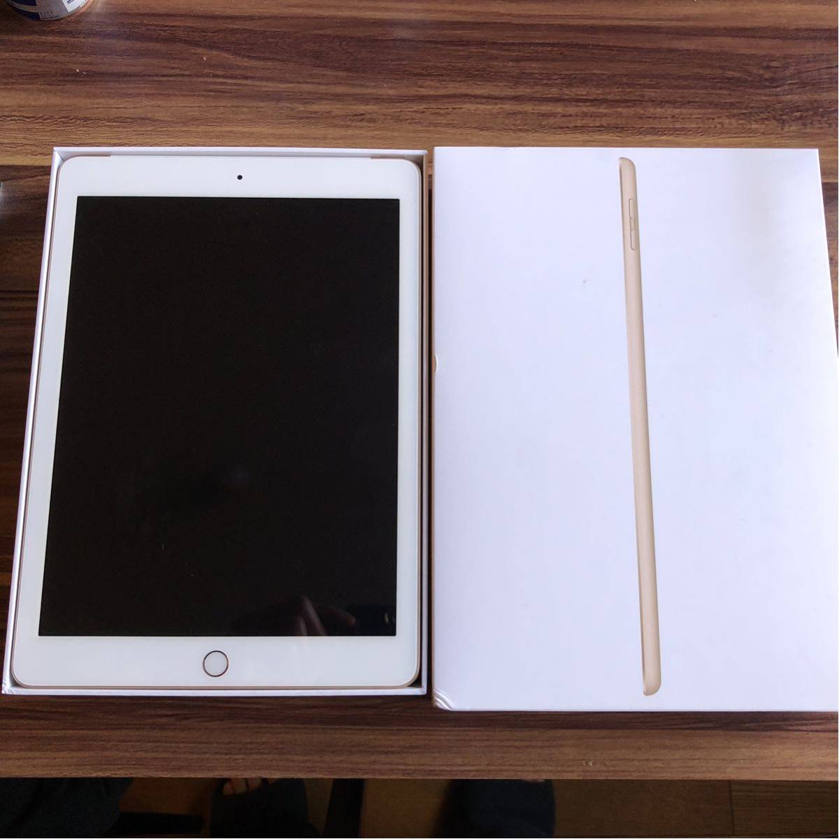 1円~ 最落なし iPad a1823 32gb docomo