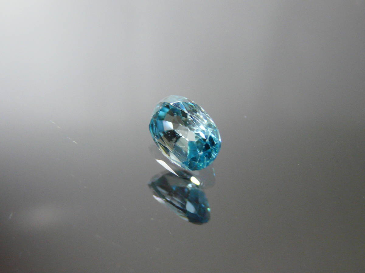 Q749 [ Cambodia pie Lynn production ] natural blue zircon loose 