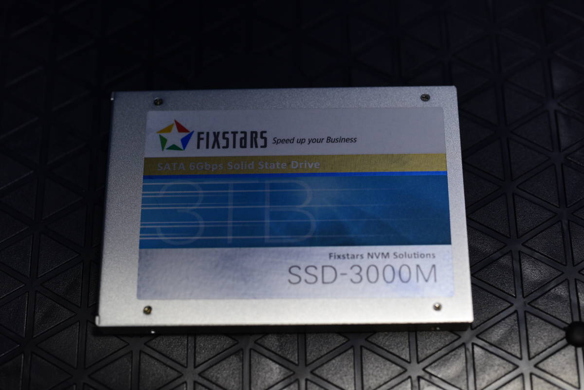 Fixstars フィックスターズ 2.5インチ SATA 9.5mm SSD 3TB SSD-3000M 東芝 19nm MLCチップ　採用品_画像1