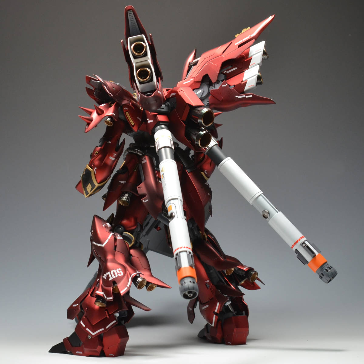 □MG シナンジュ改修塗装済完成品 □MG シナンジュ改修塗装済完成品