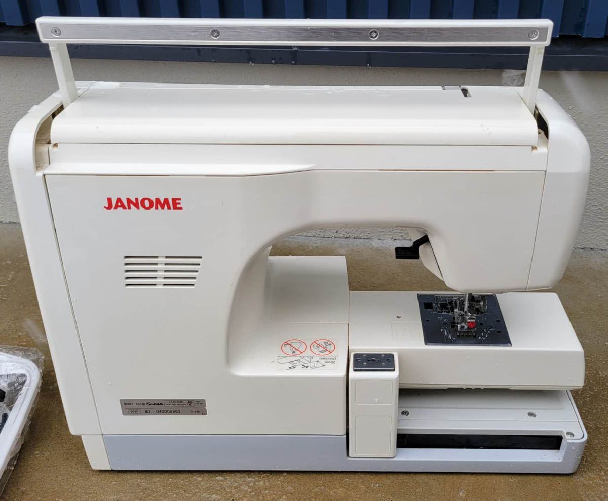 ジャノメ刺しゅう機能付きコンピューターミシン セシオ9090