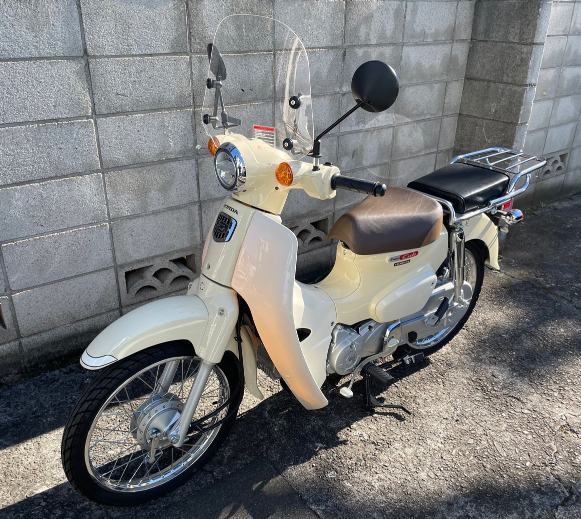 人気商品】 HONDA ホンダ ピリオンシート装着 トップケースキャリア ウインドシールド JA44 スーパーカブ110 51cc-125cc スーパーカブ110 JA44用 ピリオンシート