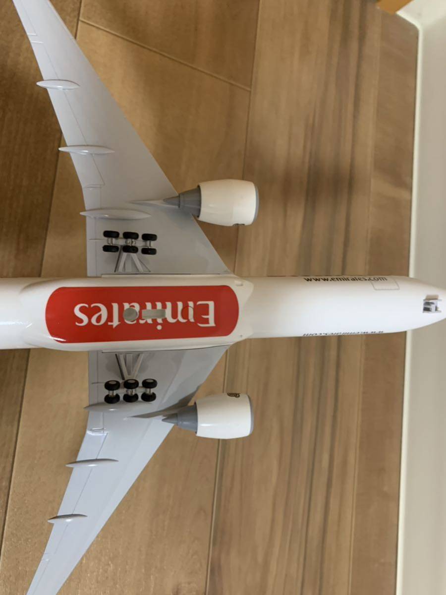 エミレーツ航空 B777-300ERモデルプレーン|Yahoo!フリマ(旧 エミレーツ航空 B777-300ERモデルプレーン|Yahoo!フリマ(旧