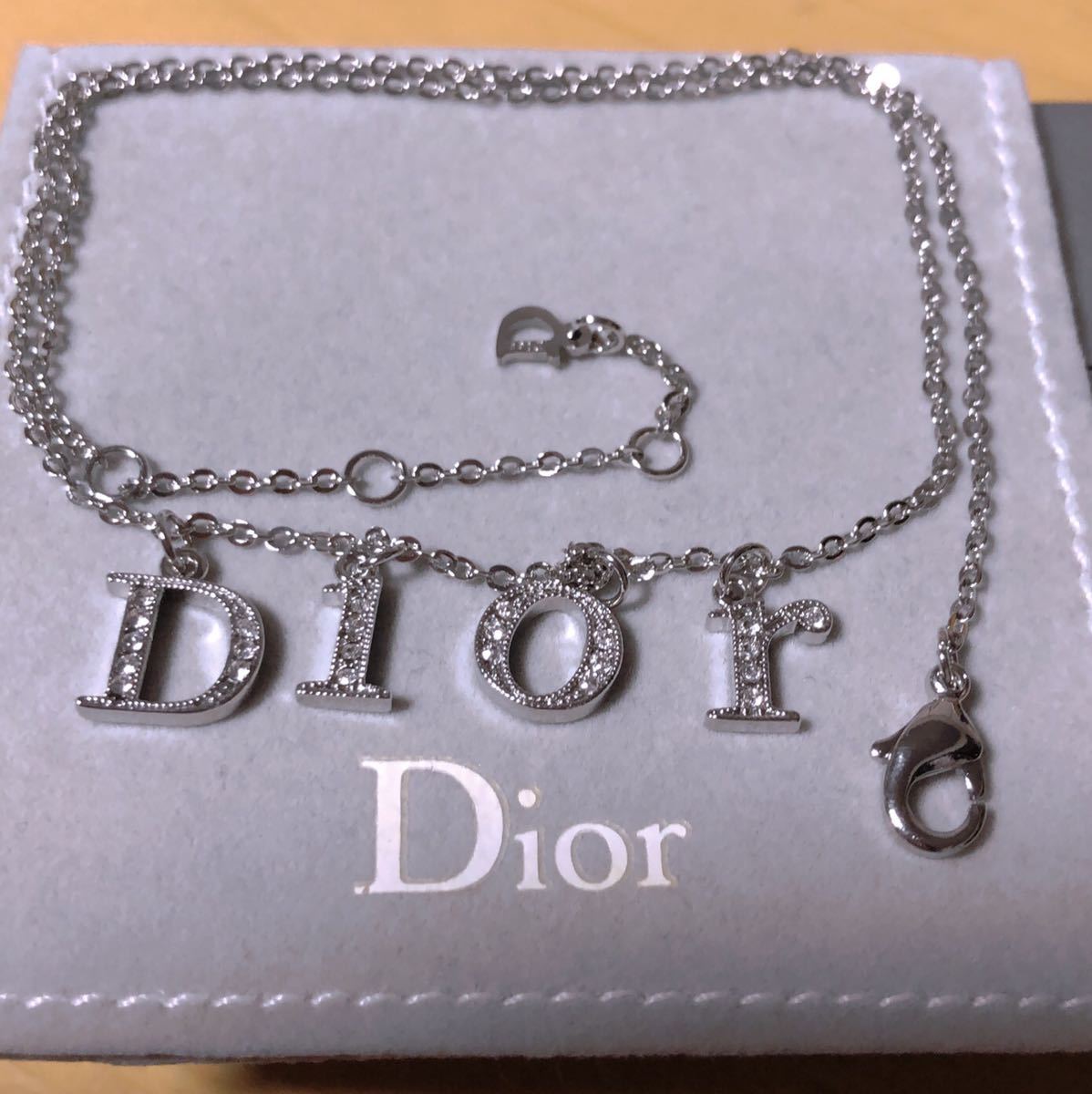 Christian Dior ディオール ネックレス シルバー ストーン ロゴ｜Yahoo
