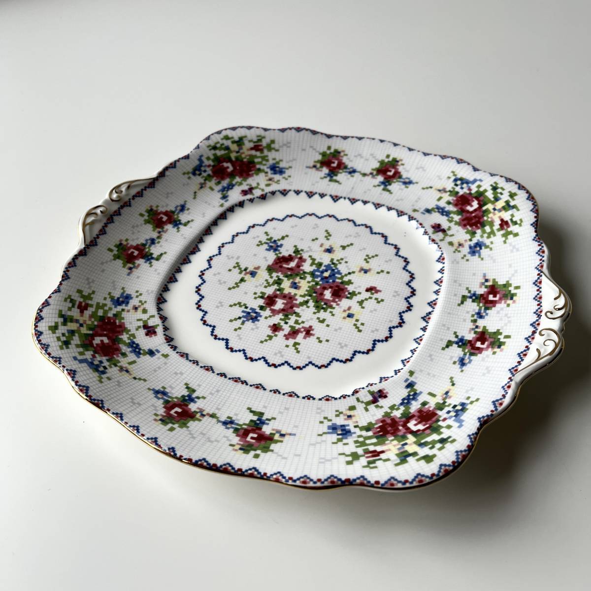 Royal Albert PETIT POINT ペティットポイント B&Bプレート 皿 盛皿 英国 英国アンティーク 未使用品 外箱 B_画像1