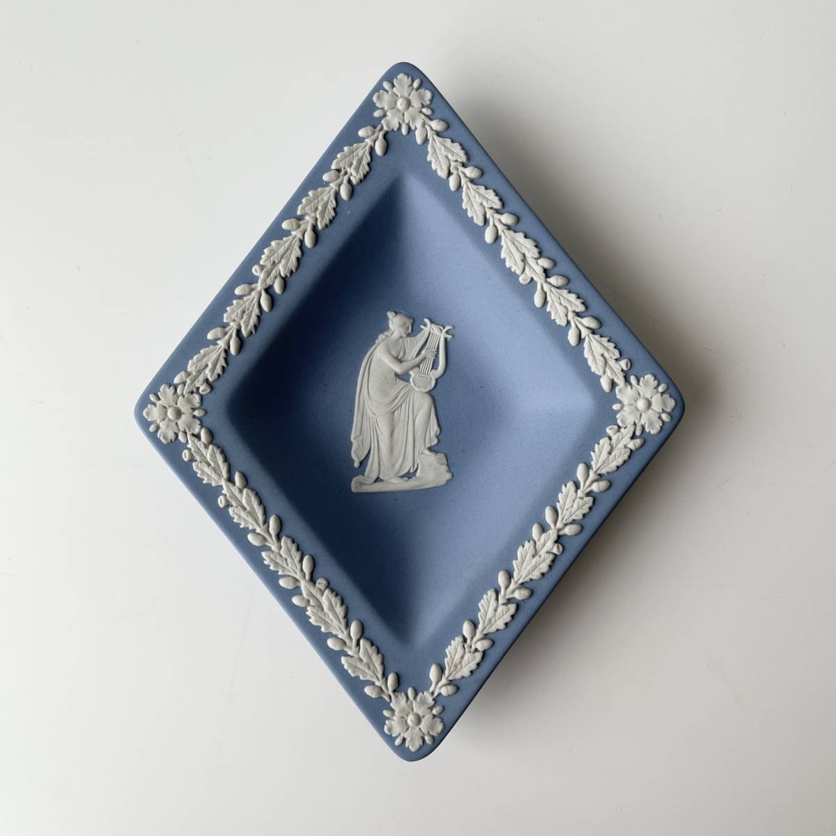 WEDGWOOD ウェッジウッド ジャスパー ペールブルー ダイヤトレイ 英国 英国アンティーク Cの画像2