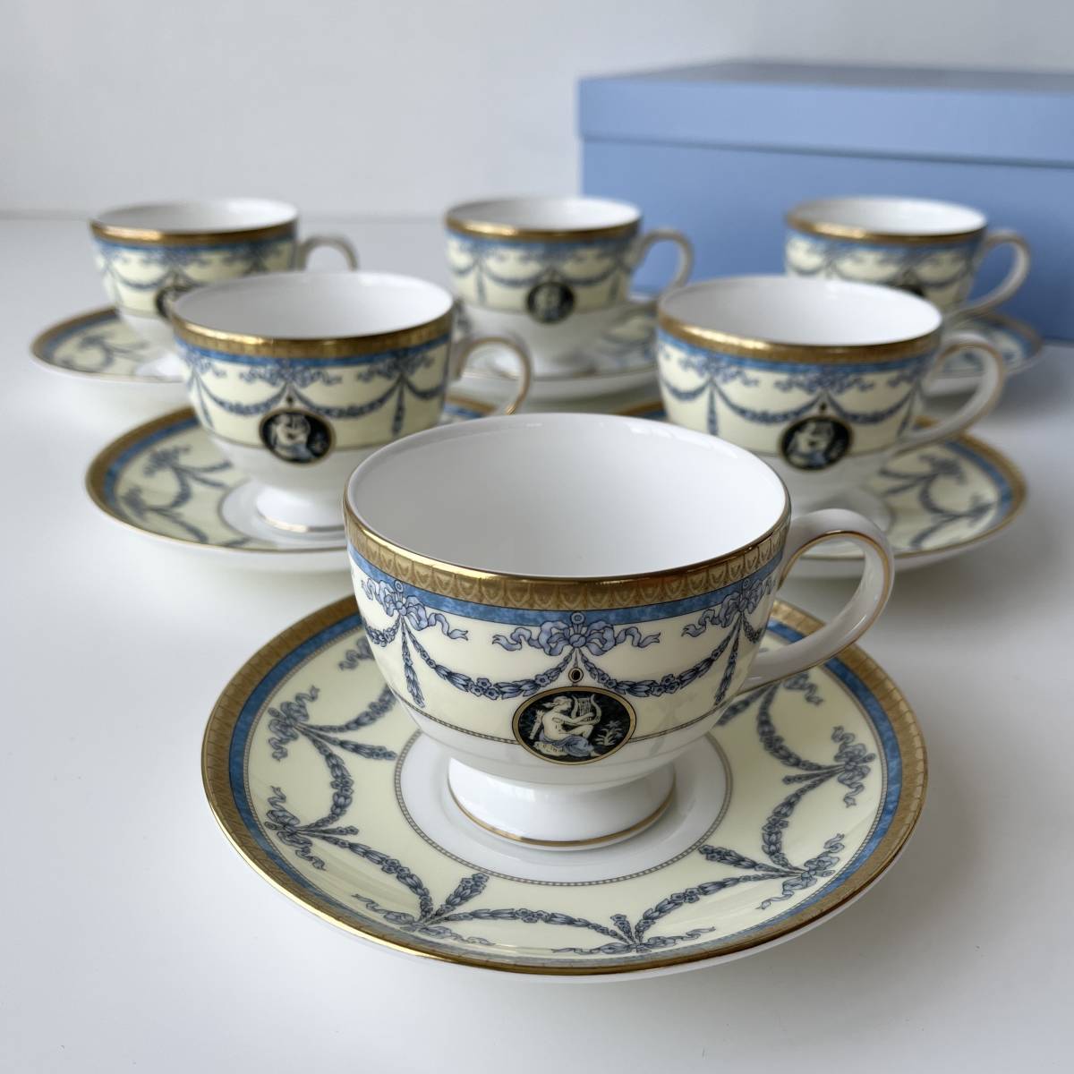 贈り物 マデリン ウェッジウッド MADELEINE WEDGWOOD カップ＆ソーサー