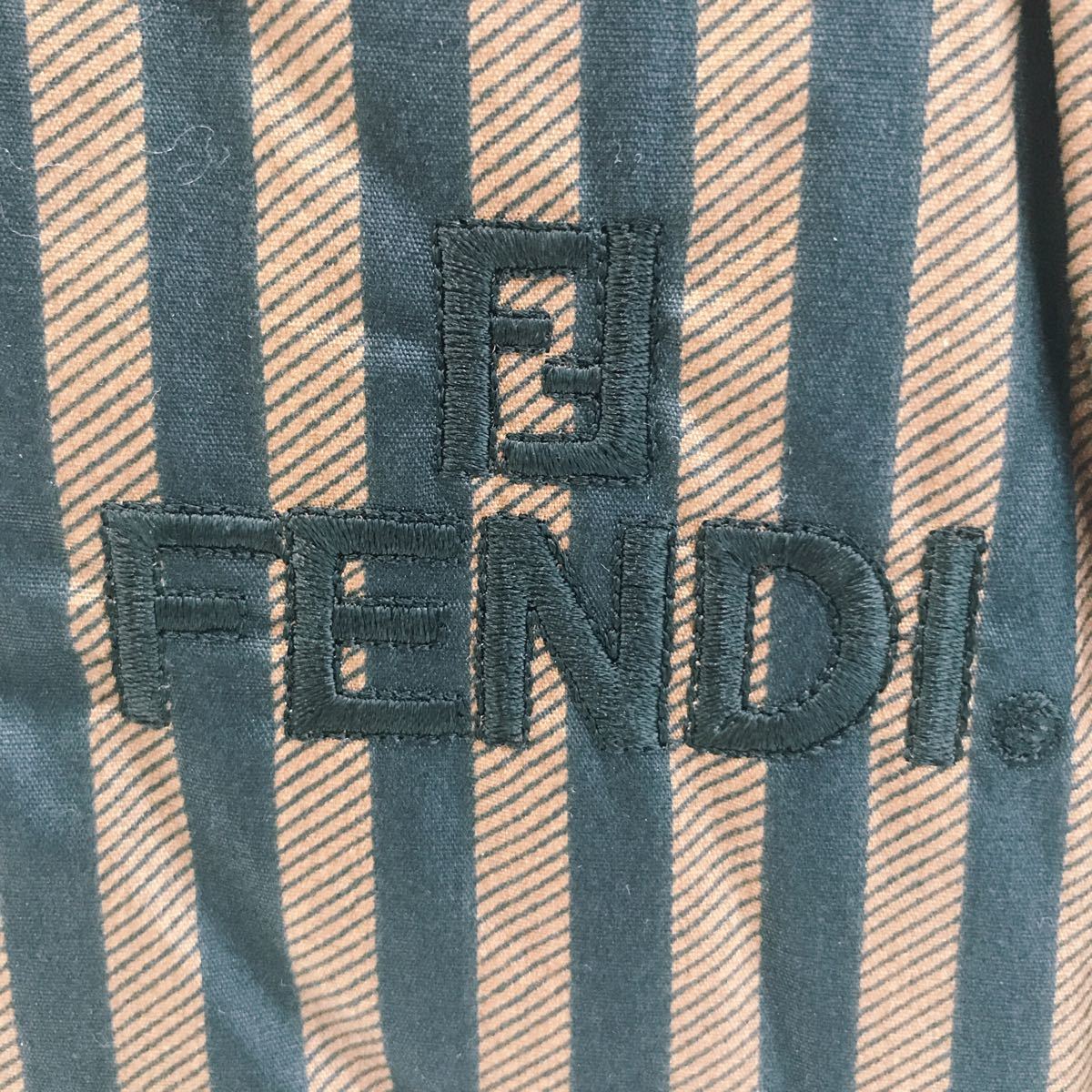 2022年5月新作下旬 【未使用】高級 FENDI フェンディ シルク肌掛布団