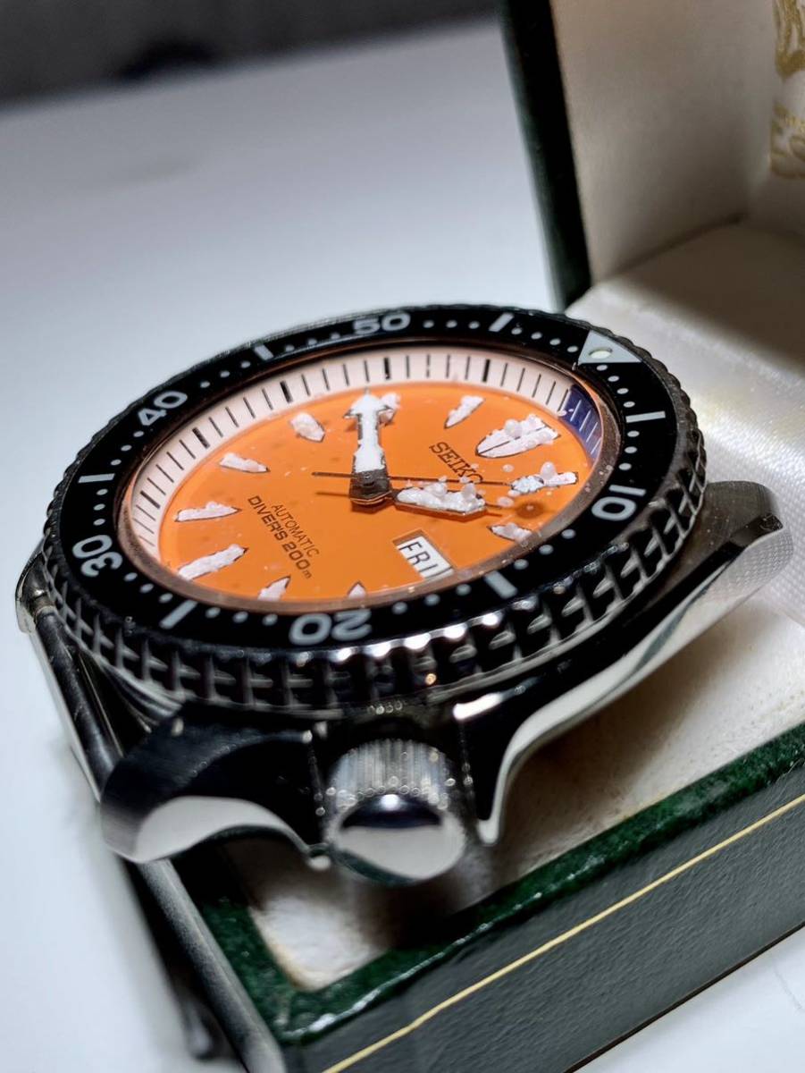 1円スタート SEIKO セイコー 腕時計 7S26-02K0 ダイバー 200m 自動巻き オレンジ ジャンク 現状品_画像4