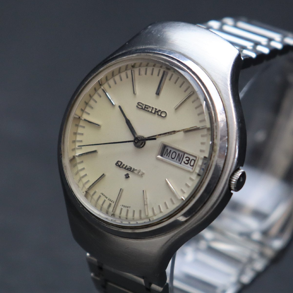 Yahoo!オークション - 希少 SEIKO セイコー V.F.A 最初期モデル Yahoo!オークション - 希少 SEIKO セイコー V.F.A 最初期モデル