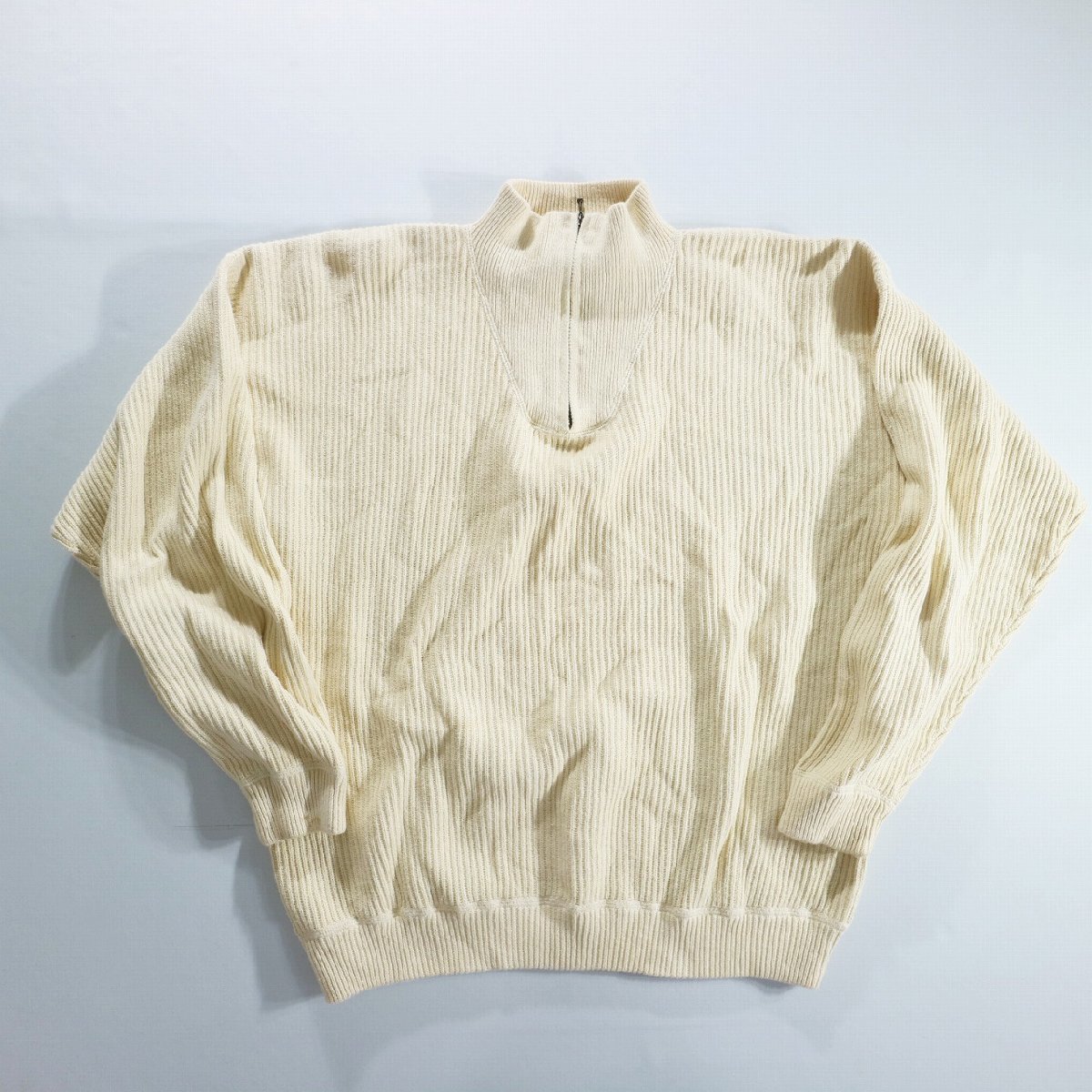 人気商品の セーター ニット  ハーフジップ ギャップ