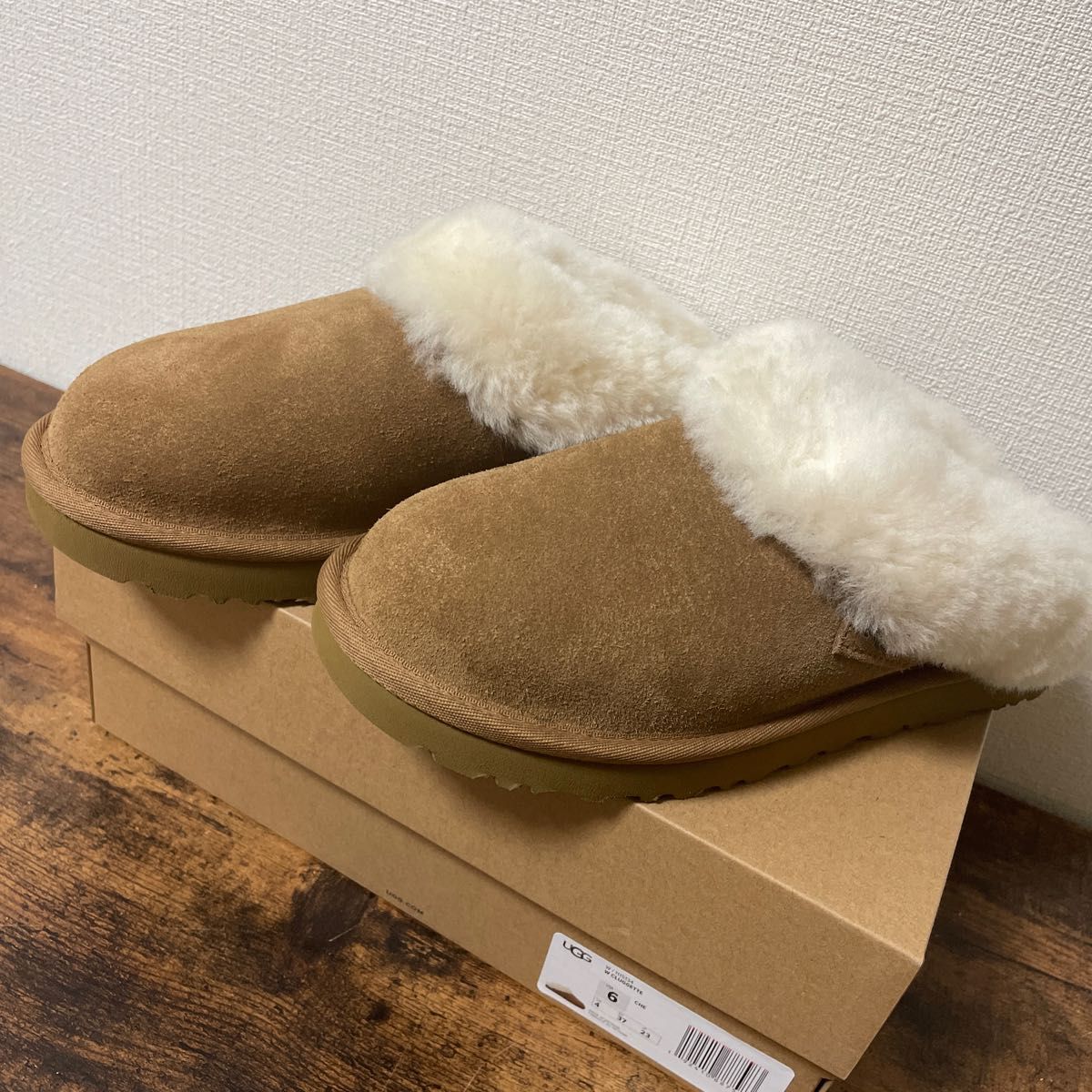 UGG Cluggette 25cm ファースリッパ セール【UGG】Cluggette ファー サンダル☆サラっと履きこなして