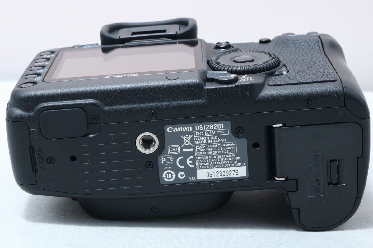□極上品□ CANON キヤノン デジタル一眼レフカメラ EOS 5D MarkII