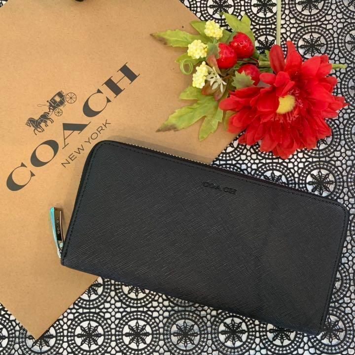 １着でも送料無料 COACH コーチ シンプル ブラック ベージュ 女性用財布