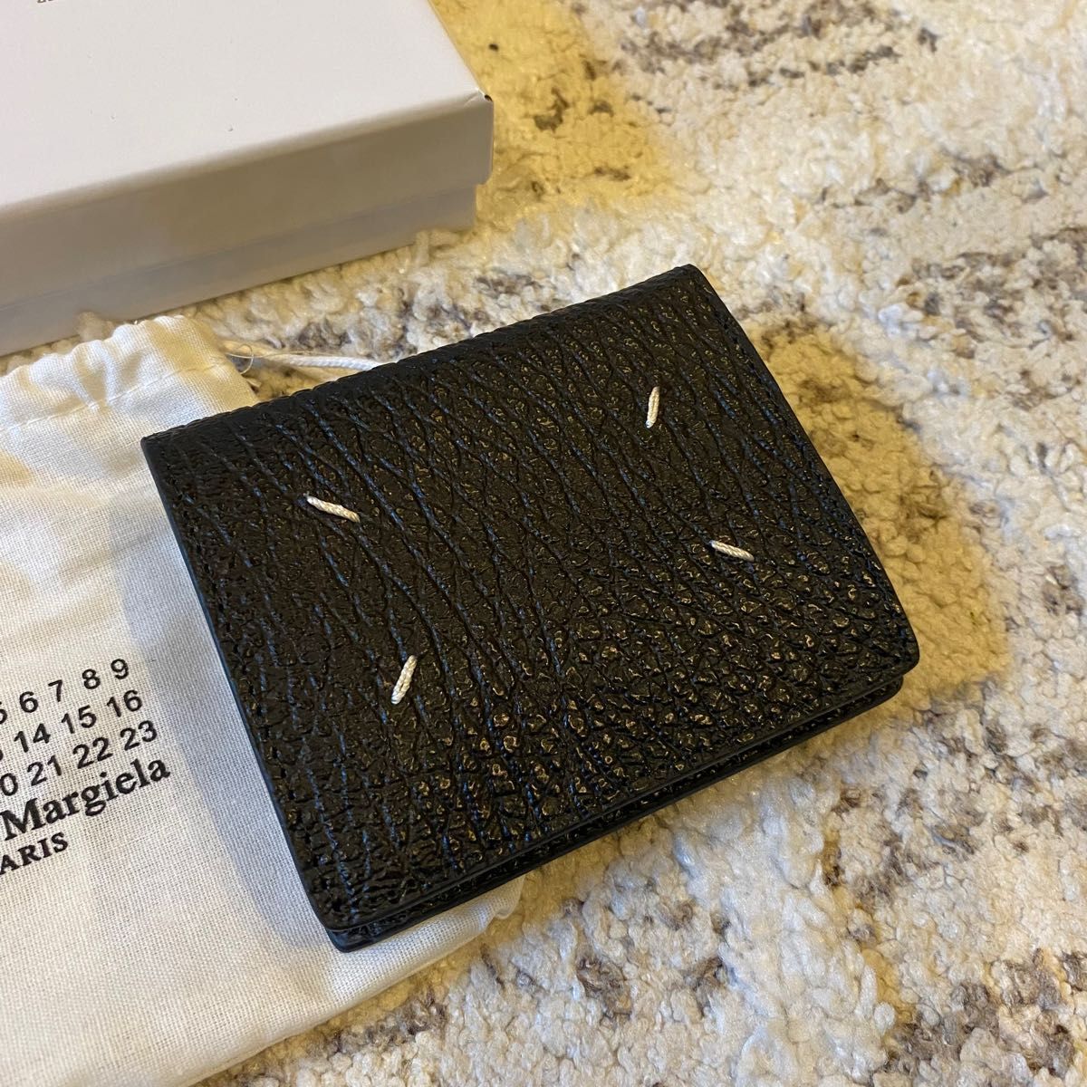 新品 メゾンマルジェラ mm6 二つ折り財布 ウォレット ブラック 黒
