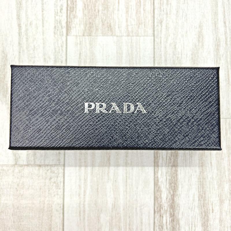 プラダ PRADA キーホルダー キーリング 三角プレート キーストラップ