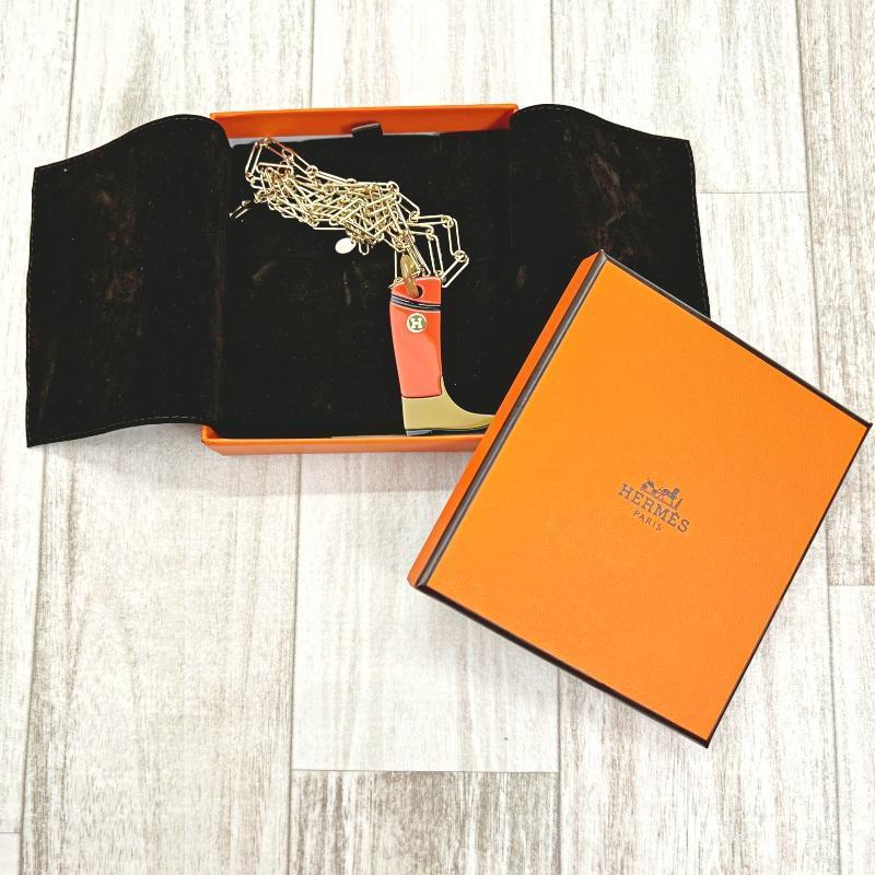 エルメス HERMES ネックレス カヴァリエ アミュレット ラッカー