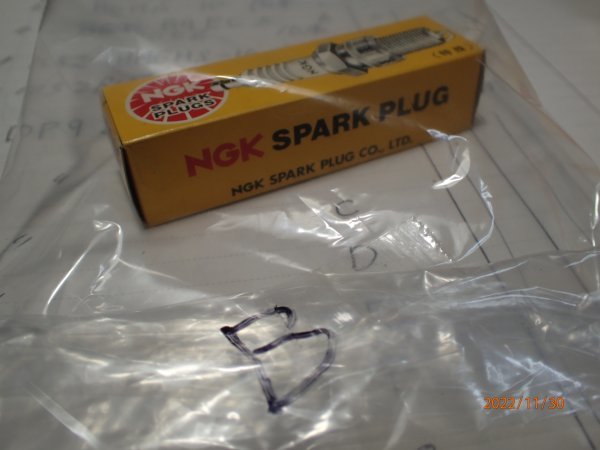 NGK　スパークプラグ 2821　B８ECS　１本　B_画像3