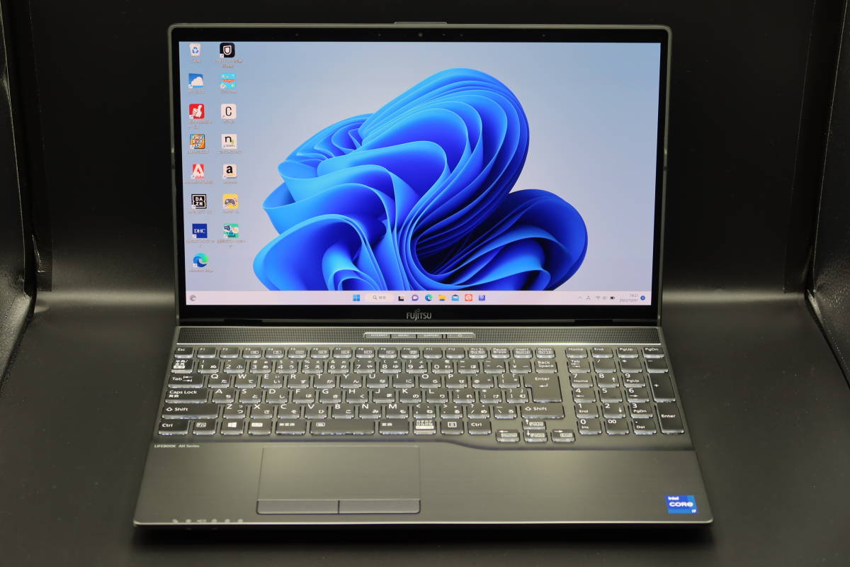 富士通 WA-X/F1 FMVWF1AX7B Core i7-1165G7 SSD1TB メモリ16GB 富士通 WA-X/F1 FMVWF1AX7B Core i7-1165G7 SSD1TB メモリ16GB