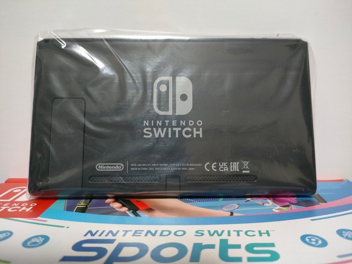 Nintendo Switch 本体のみ 新品未使用品 switch sports付き｜PayPayフリマ