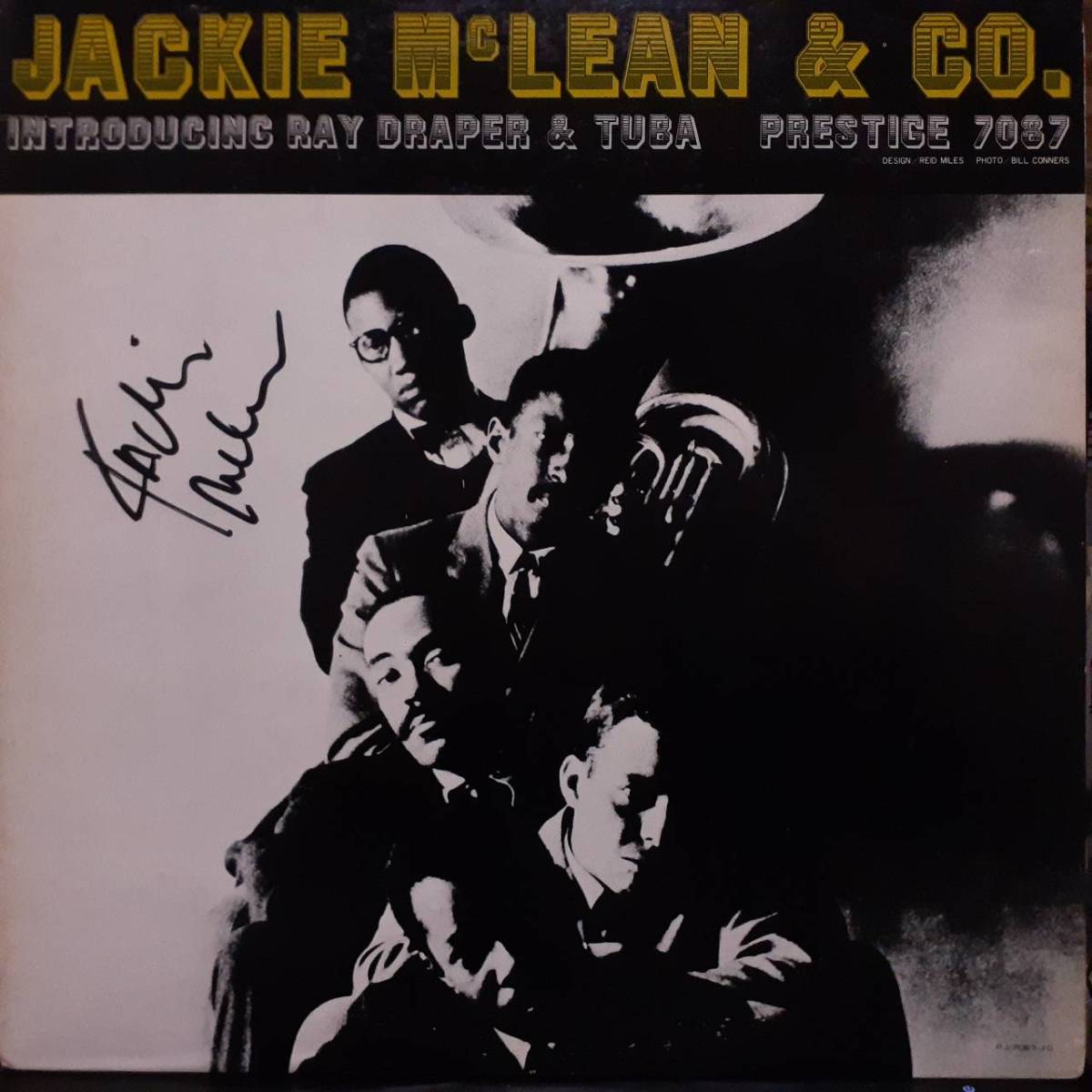 本人直筆サイン入り 日本PRESTIGE盤LP 黄ラベルMONO！Jackie McLean & Co./ Introducing Ray Draper & Tuba 1972年 PJ-7087-10 Mal Waldron_画像1