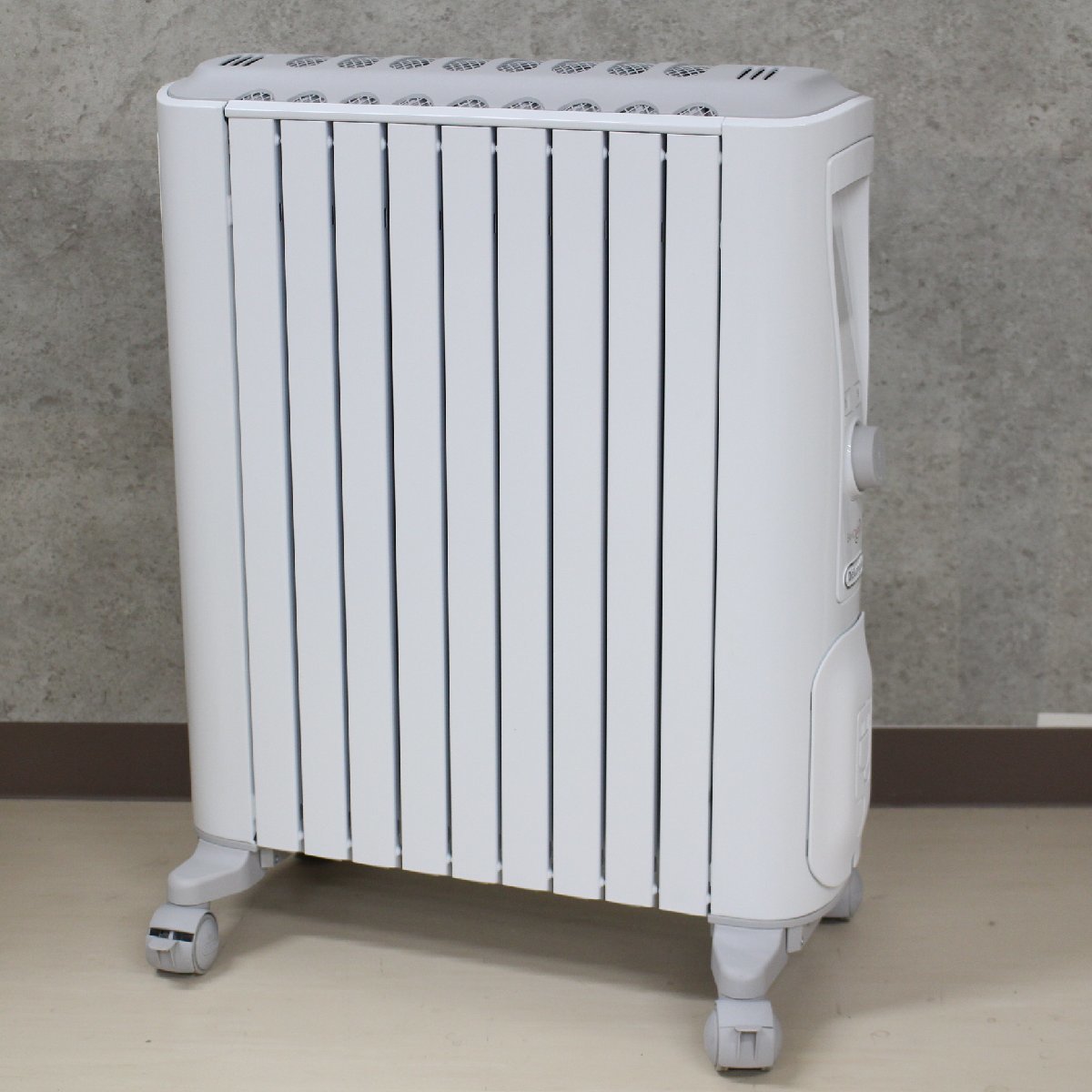 店S257)DeLonghi ベルカルド オイルヒーター RHJ75V0915-GY ピュア