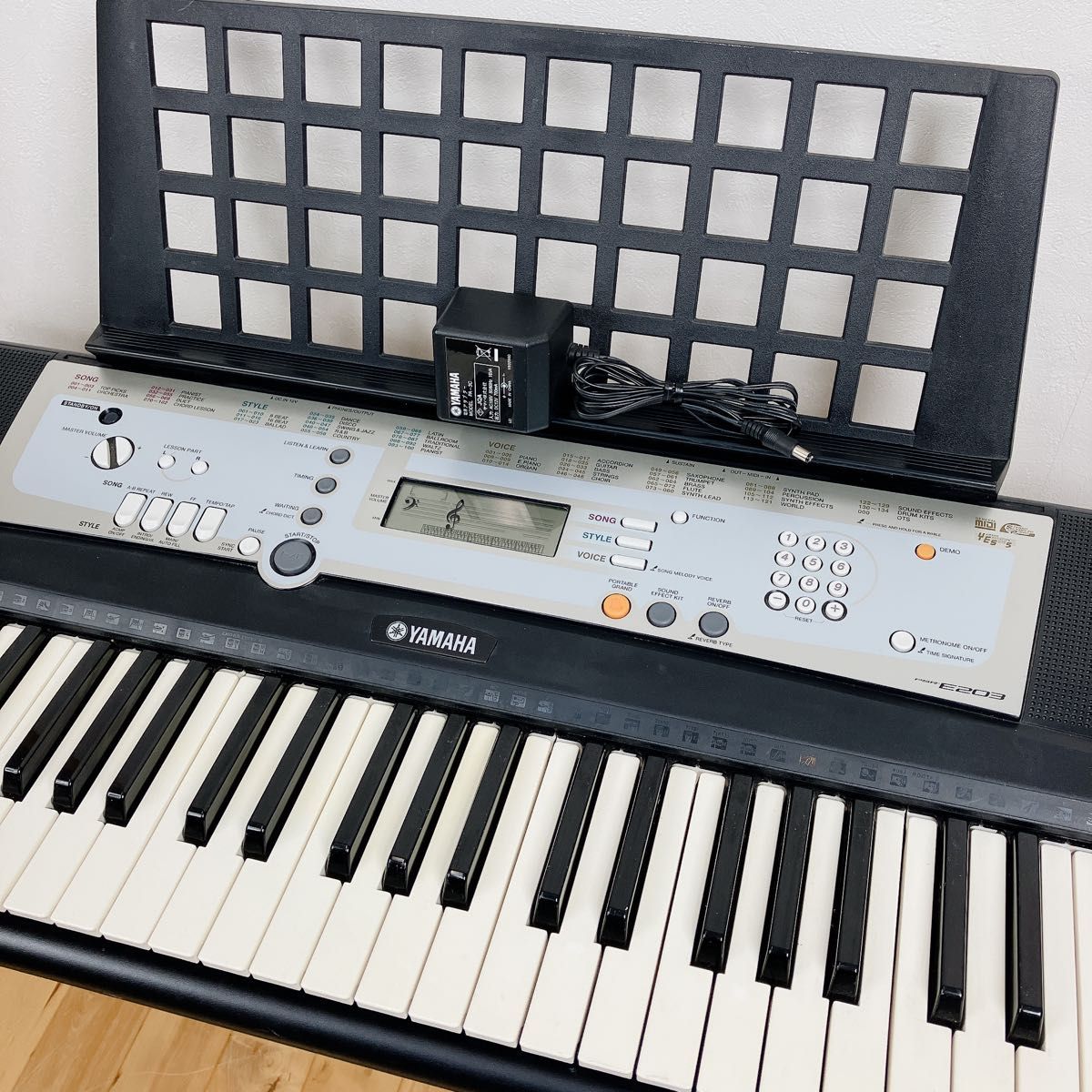 即日発送　YAMAHA ヤマハ 電子ピアノ 電子キーボード PSR-E203