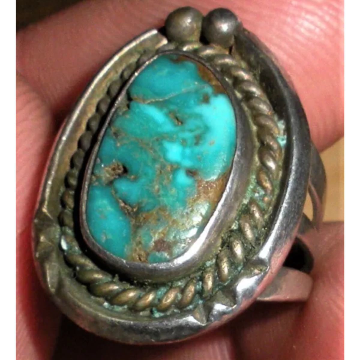 超希少!VTG NAVAJO 1950’s BLUE TURQUOISE SILVER RING CLASSIC DESIGN USA ZUNIナバホビンテージクラシックターコイズシルバーリング9号_画像2