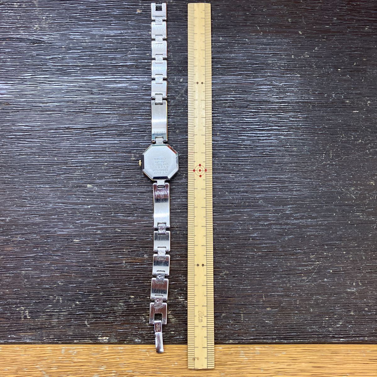 SEIKO セイコー クォーツ式 腕時計 レディース_画像7