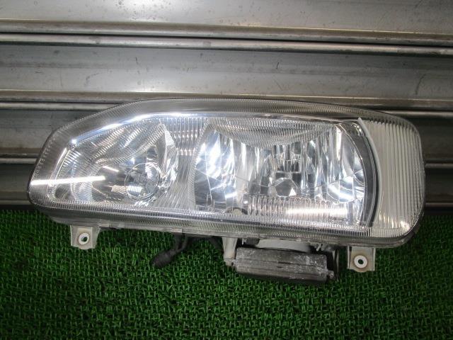 SALE/60%OFF】 日産 最終値下げ価格UDクオンヘッドライト左右セット