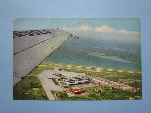 e4932東京国際空港　機上より見た空港絵葉書_画像1