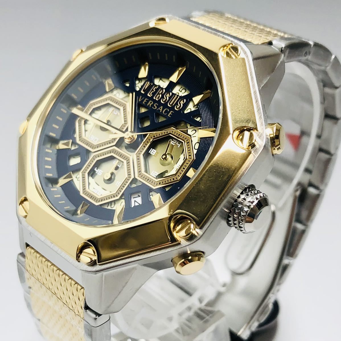 ヴェルサス ヴェルサーチ 定価万円 ゴールドクォーツ メンズ腕時計