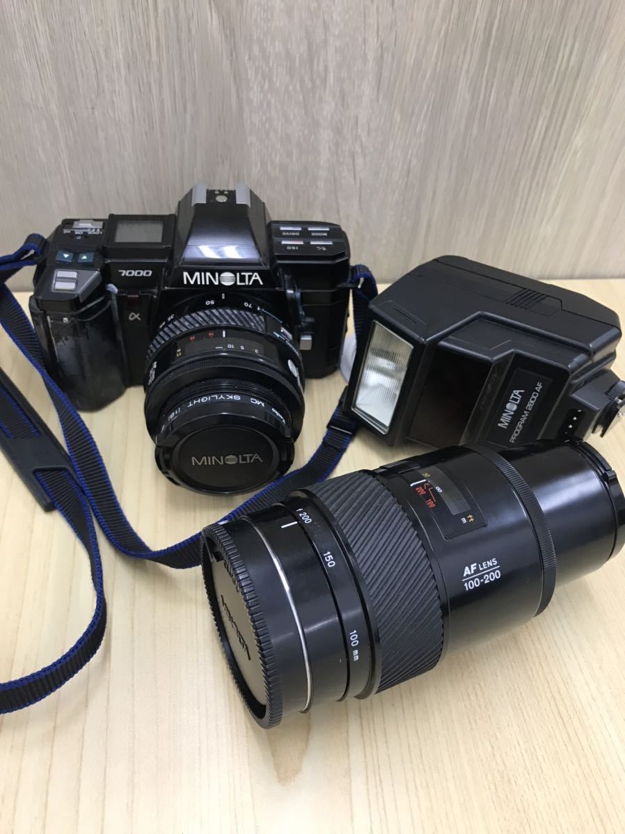 新品?正規品 MINOLTA一眼レフα7000とズームレンズ2個とストロボ2個