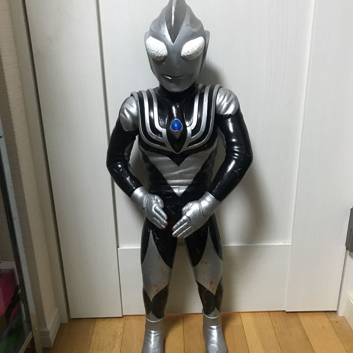 iiooo ウルトラマンティガ ブラック ダークver ビッグサイズソフビフィギュア 高さ約80cm 等身大に迫る大迫力フィギュア ABC TOY