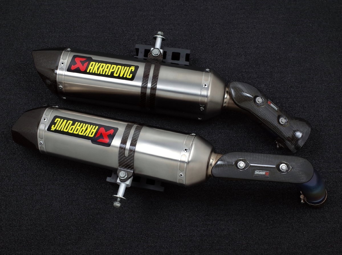 ヤフオク! - 09~14 YZF-R1 Akrapovic アクラポビッ...
